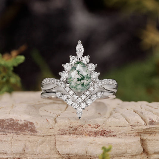 Pear Stack Moss Agate Leaf Engagement Ring Set