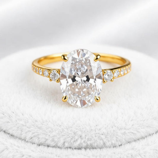 Luna’s Reflection | 2CT Oval Moissanite Ring.