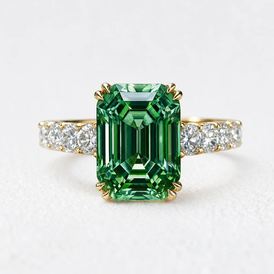 Natalia‘s Eden | 3CT Emerald-Cut Green Solitaire Ring