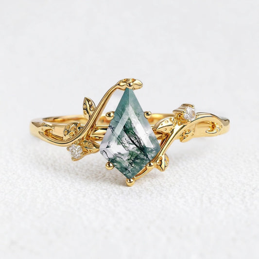 Hazel’s Whisper | Kite Cut Moss Agate Engagement Ring