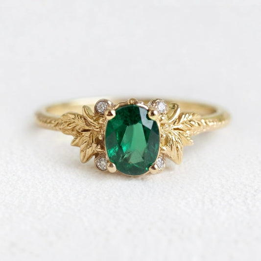 Isolde’s Garden | Oval Natural Emerald Vintage Engagement Ring