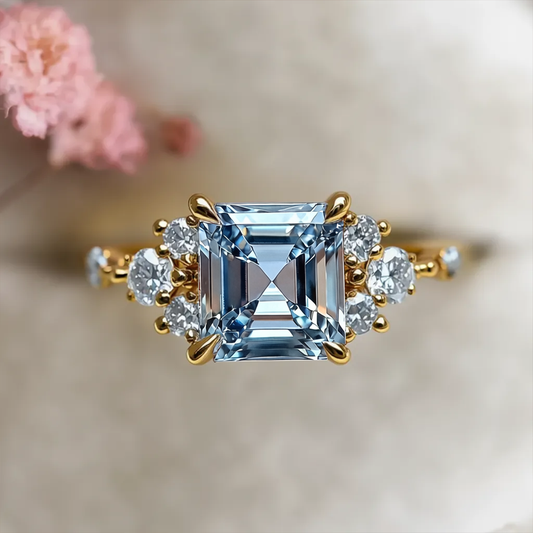 Celia‘s Mirror | Asscher Cut Blue Gemstone Ring