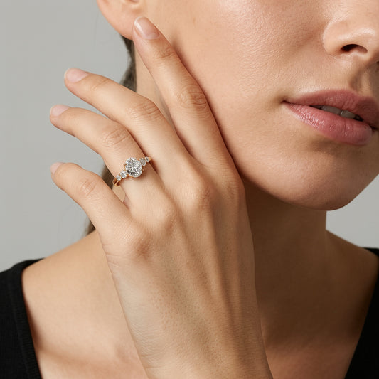 Audrey‘s Brilliance | 1CT Oval Cut Moissanite Ring