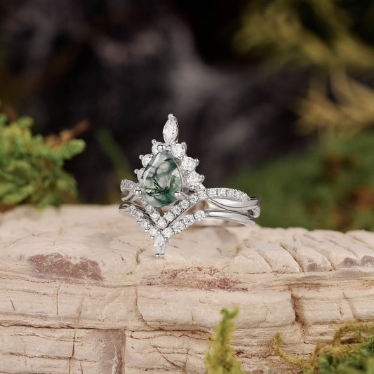 Pear Stack Moss Agate Leaf Engagement Ring Set
