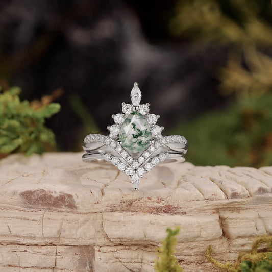 Pear Stack Moss Agate Leaf Engagement Ring Set