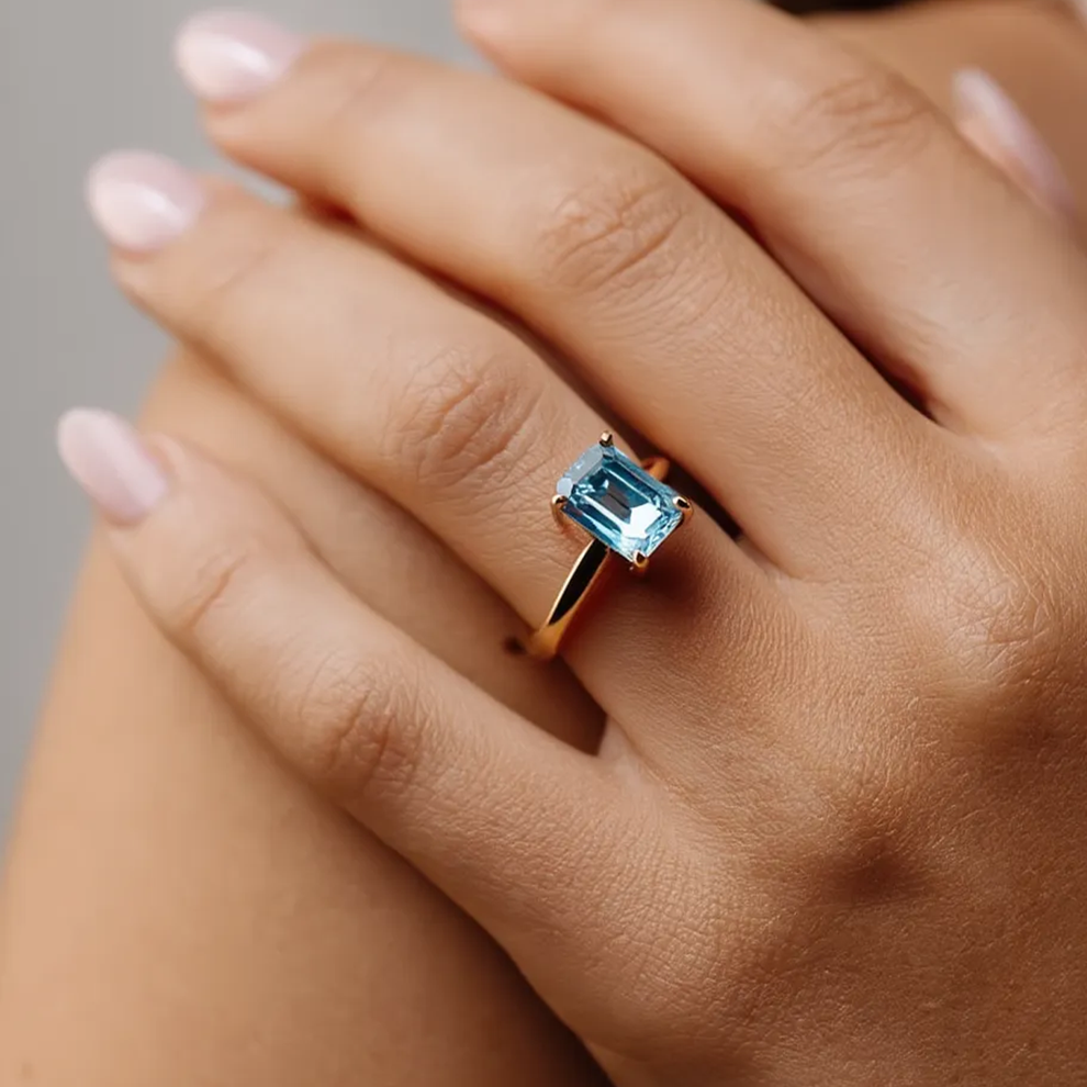 Celia‘s Lodestar | 3CT Emerald Cut Midnight Blue Ring.