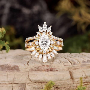 Victoria’s Coronet | Oval Cut Moissanite Sunflower Ring Set 3pcs.