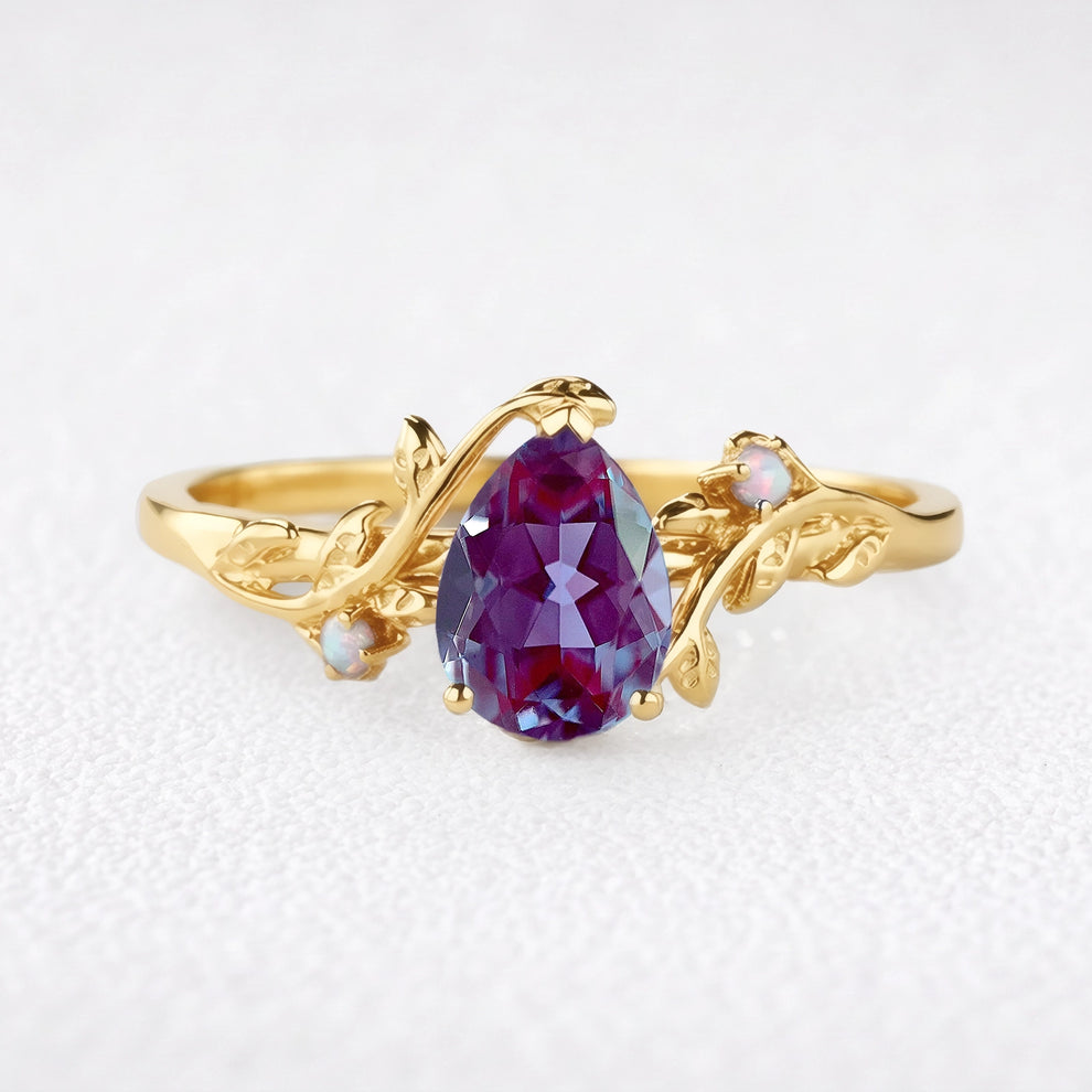 Iris’s Vine | Vintage Pear Alexandrite & Moonstone Bridal Set 2pcs