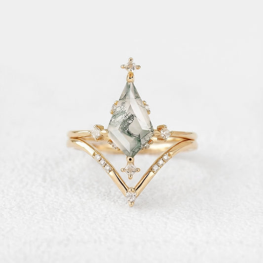 Nature Inspired Kite Cut Moss Agate Engagement Ring Set.
