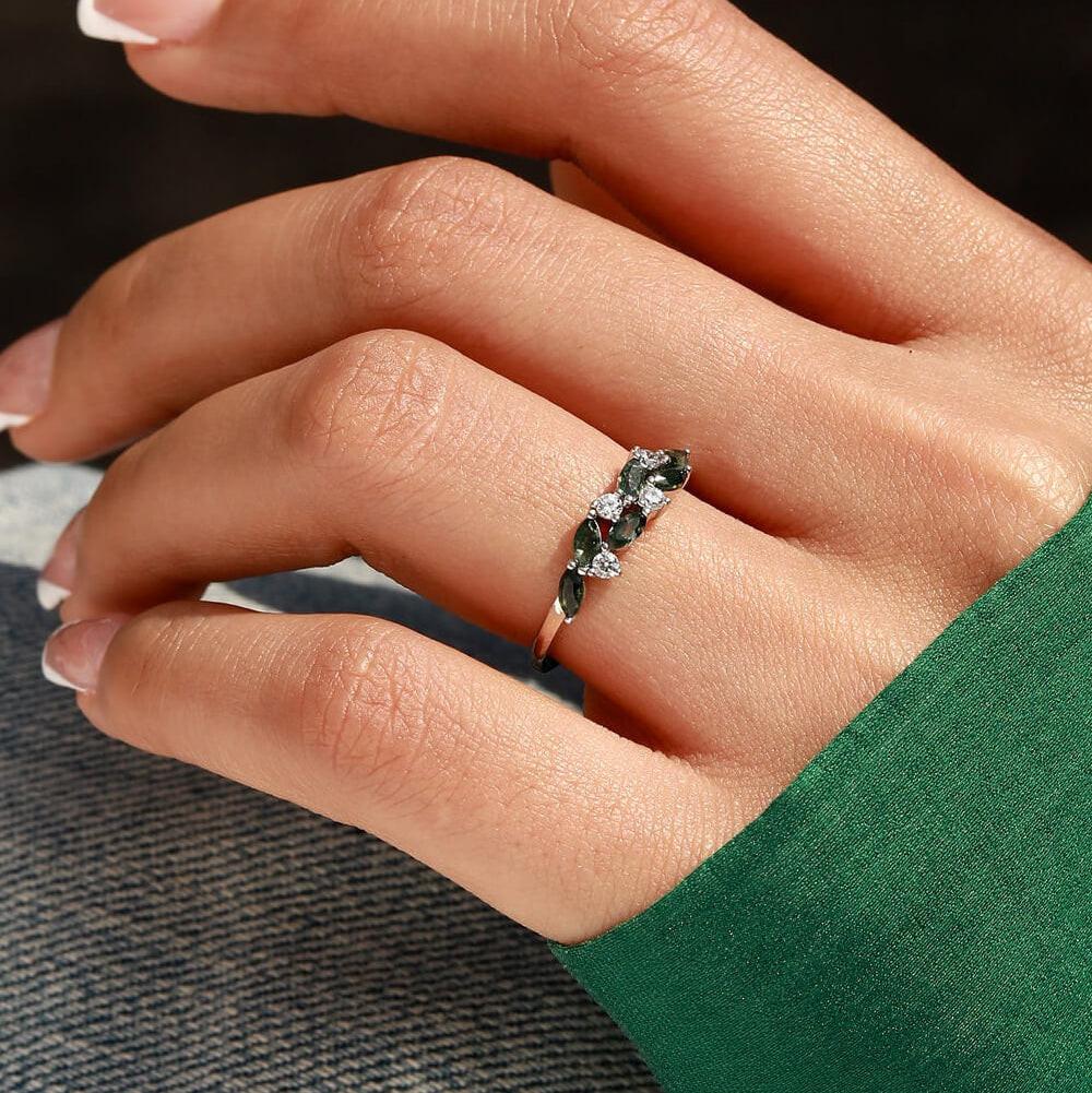 Minimalist Leaf Silver Moss Agate Ring.