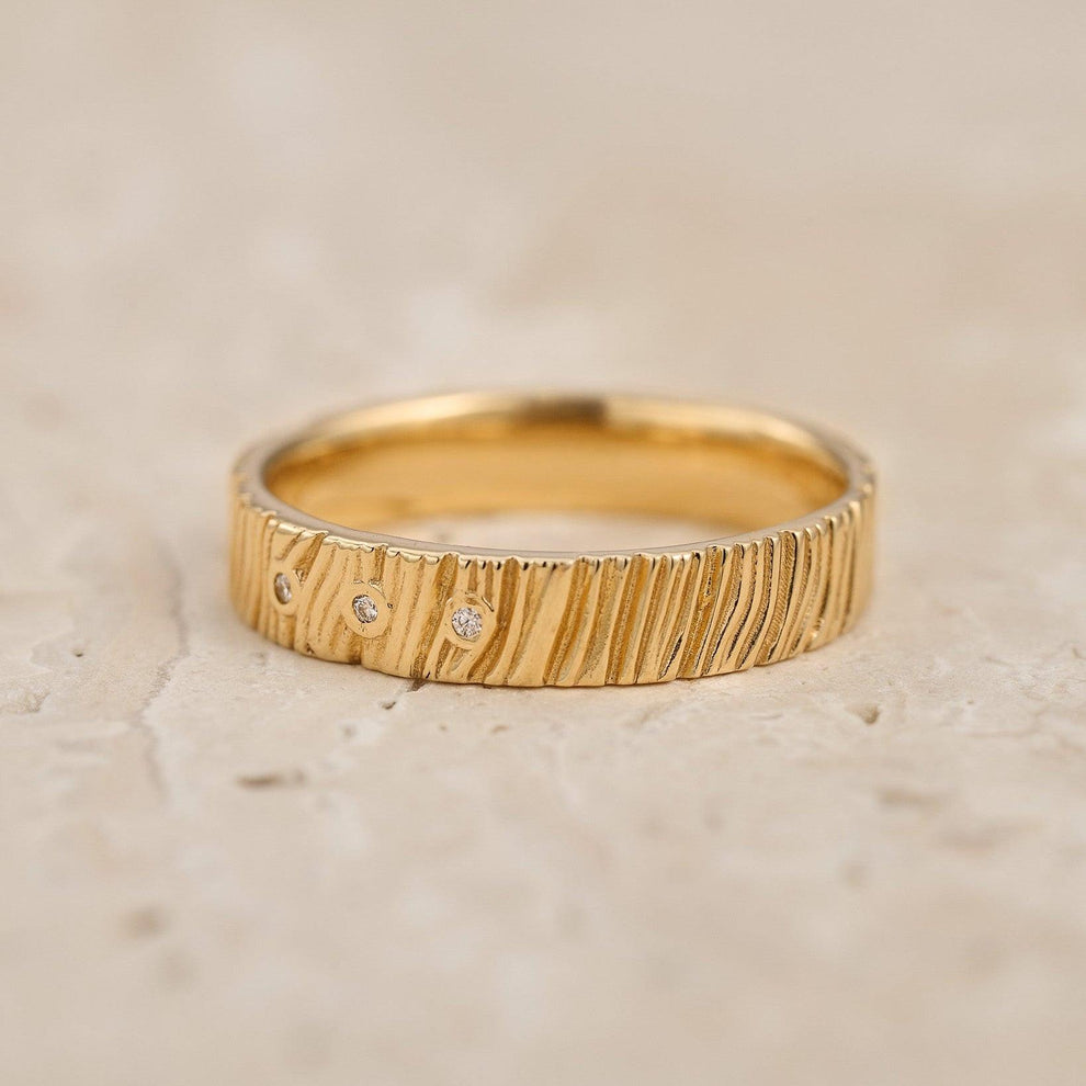 The Grain & Stars | Hand-Carved Wood Texture Band with Diamonds.