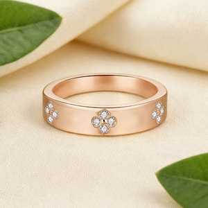 Clover Finder | Minimalist Stackable  Diamond Gold Band Ring.
