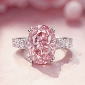 Camilla‘s Monologue | 4.5CT Oval Pink Solitaire Ring.