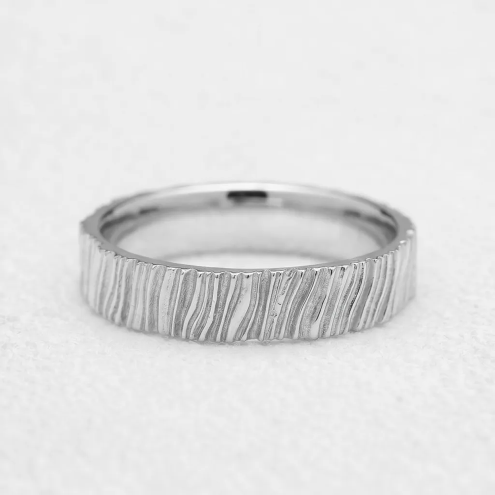Oak Grain | 4MM Hand-Carved Wood Texture Men’s Wedding Band.