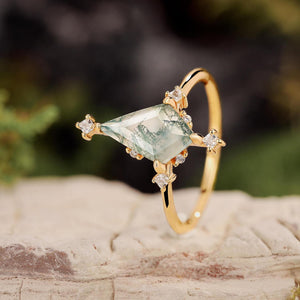 Nature Inspired Kite Cut Moss Agate Engagement Ring Set.