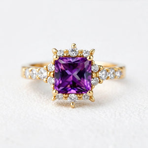 Aurora‘s Vesper | Princess Cut Purple Sapphire Solitaire Ring