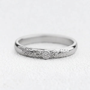 Ivy’s Wreath | Diamond Trio Wedding Band.