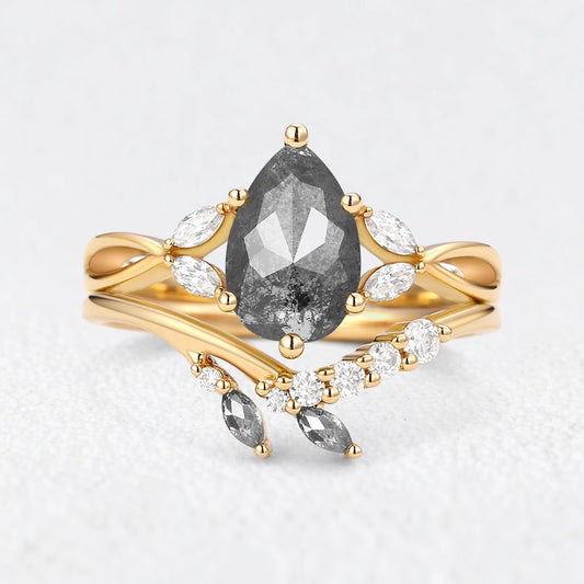 Isadora’s Twig | Pear Salt & Pepper Diamond Bridal Set 2pcs