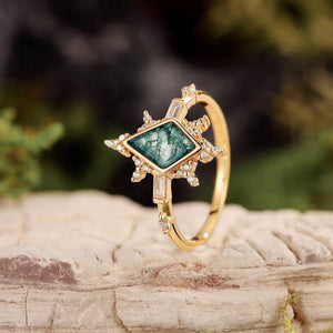 Nature Kite Cut Moss Agate Engagement Ring.