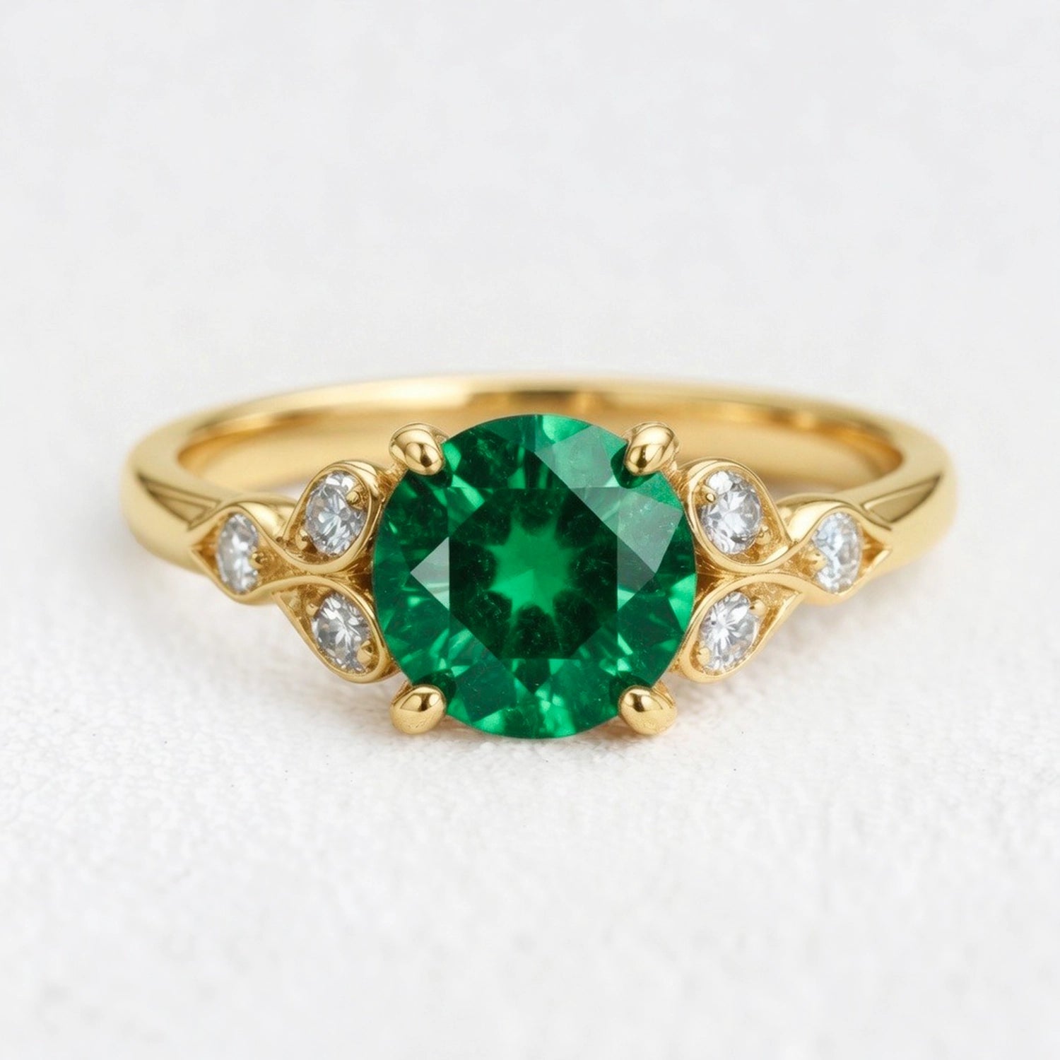 Celia‘s Sonnet | 1.5CT Round Cut Green Sapphire Foliage Engagement  Ring