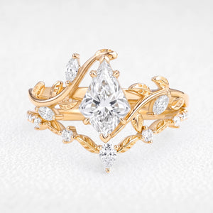 Isolde’s Light | 1CT Kite  Diamond Foliage Bridal Duo