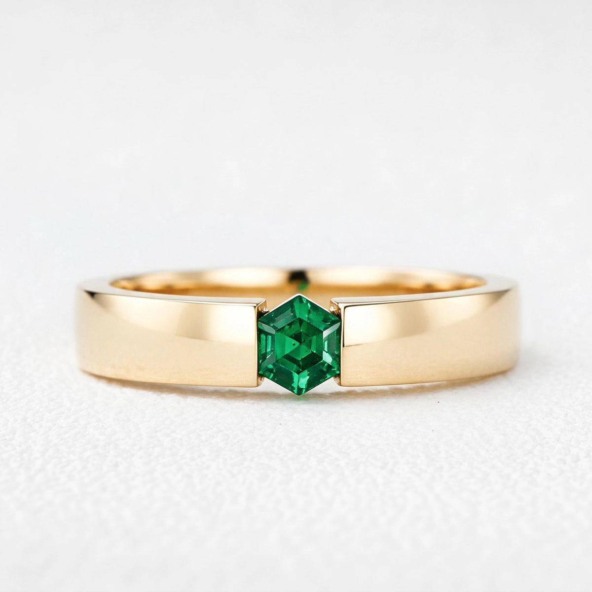 Arthur’s Legacy | Hexagon Emerald Tension Set Men‘s Band