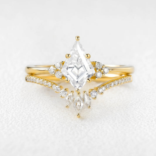 Aurora’s Aureole | 1.5CT Kite Diamond Chevron Bridal Duo