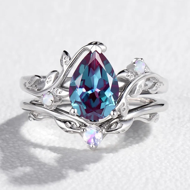Iris’s Vine | Vintage Pear Alexandrite & Moonstone Bridal Set 2pcs.