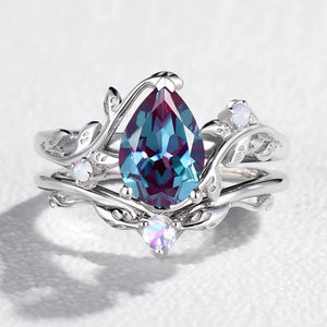 Iris’s Vine | Vintage Pear Alexandrite & Moonstone Bridal Set 2pcs.