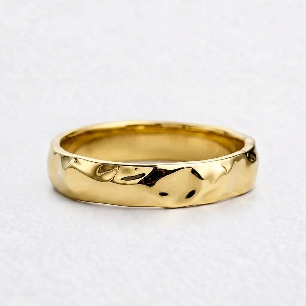 Liquid Flow | Unisex Wedding Band with Molten Texture