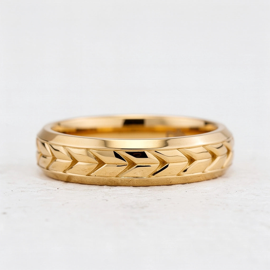Wheat Circle | Polished Men’s Wedding Band.