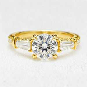 Nova’s Prism | 2CT Round Diamond Engagement Ring