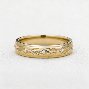 Laurel Triumph | Diamond Accent Men's Band.