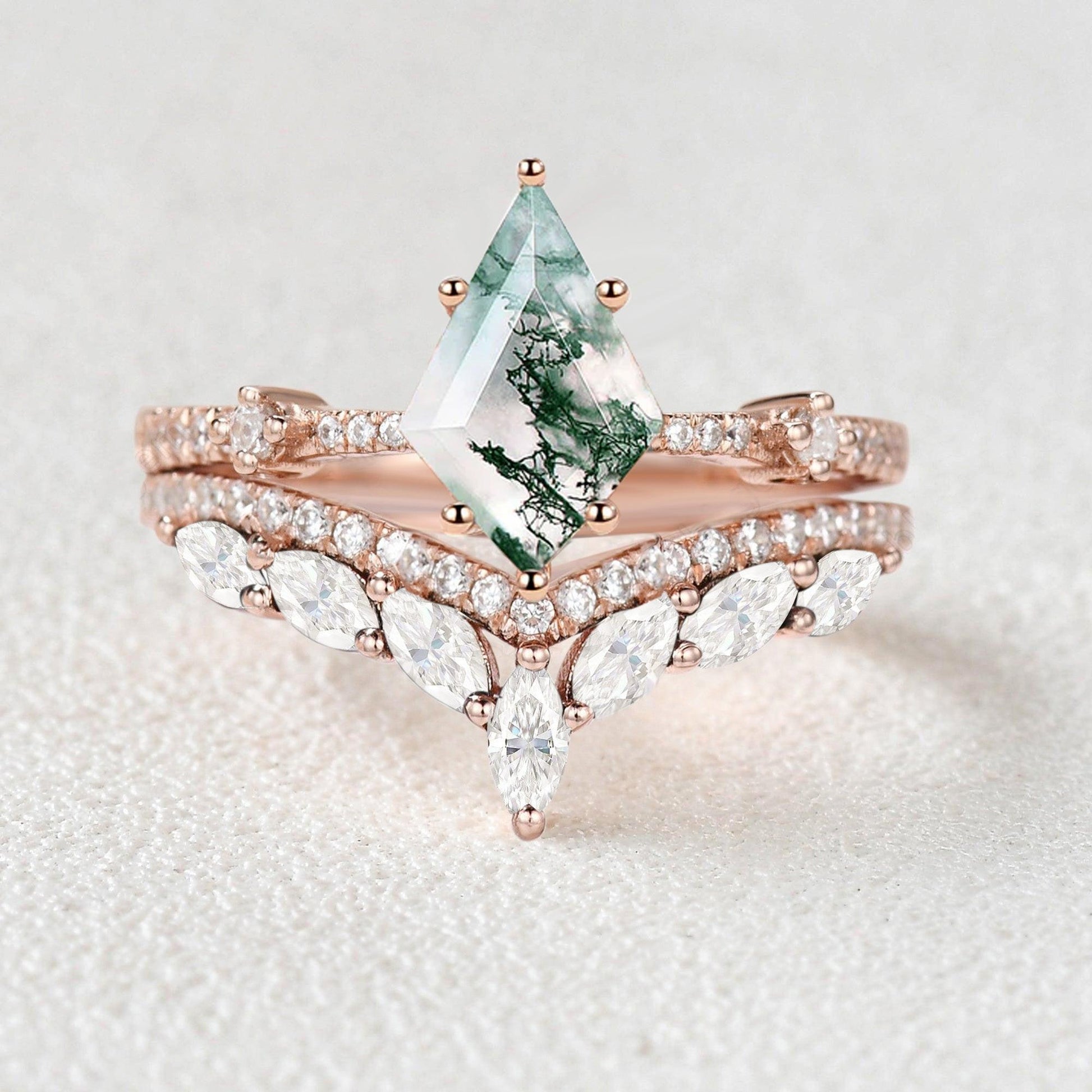 1.5ct Kite Cut Moss Agate Vintage Ring Set 2pcs.