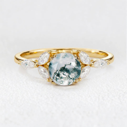 Lavinia‘s Stillness | Classic Round Cut Moss Agate Engagement Ring