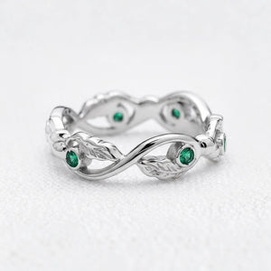 The Lacy Oak | Openwork Oak Leaves & Natural Emerald Women's Wedding Band.