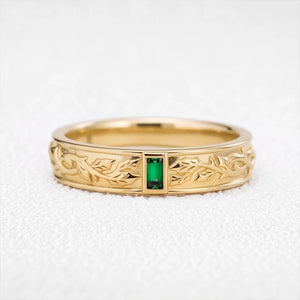 Augustus’ Keystone | Baguette Emerald Men‘s Band