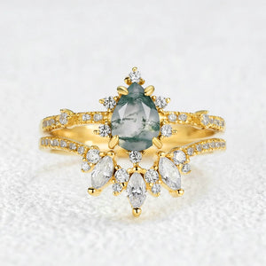 Unique Pear Cut Moss Agate Cluster Engagement Ring Set
