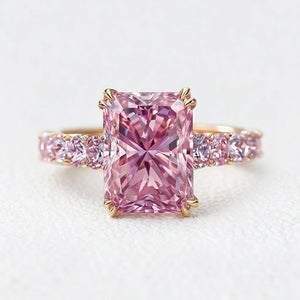 Elara‘s Facet | 3CT Radiant-Cut Pink Sapphire Ring