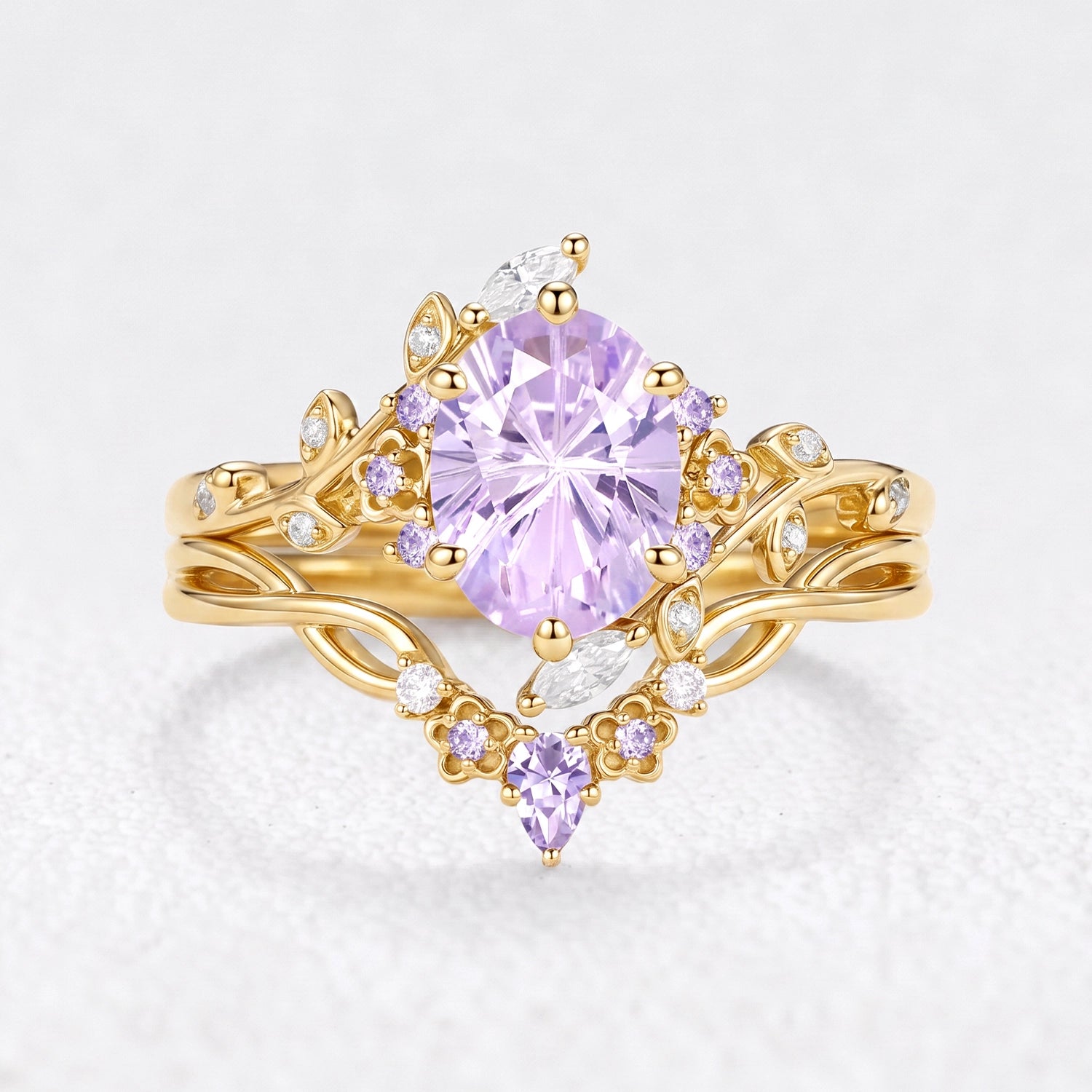 Eos‘s Aquarelle | Oval Firework Cut Lavender Sapphire Bridal Duo