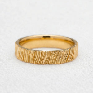 Oak Grain | 4MM Hand-Carved Wood Texture Men’s Wedding Band.