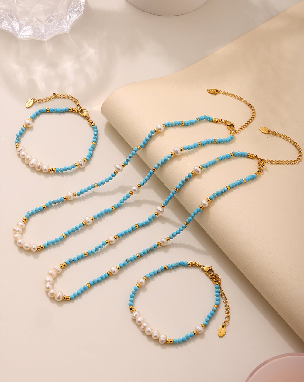 Handcrafted Boho Turquoise & Pearl Beaded necklace