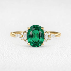 Isadora‘s Jardin | 1.5CT Classic Oval Emerald Engagement Ring with Diamond Accents