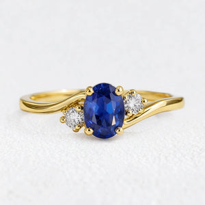 Luna's Curve | Blue Sapphire Vintage Engagement Ring