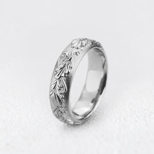 Arthur’s Oak | Timeless Noble Wedding Band.