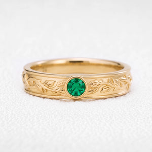 Orion’s Keystone | Round Green Sapphire Men’s Band