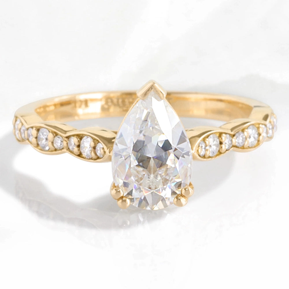 Grace’s Scallop | 1.5CT Pear Lab Diamond Solitaire Engagement Ring.