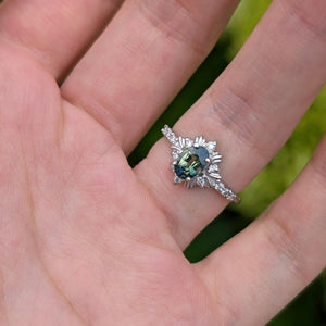 Rosalind‘s Bloom | 1CT Oval Cut Green Halo Engagement Ring