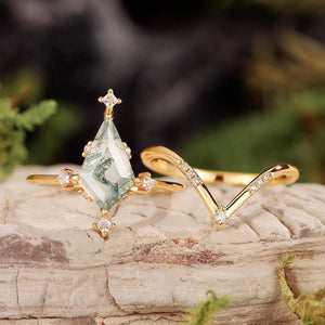 Nature Inspired Kite Cut Moss Agate Engagement Ring Set.