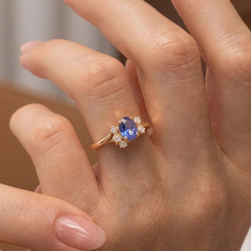 Vintage Twine | Oval  Blue Sapphire Solitaire Ring.